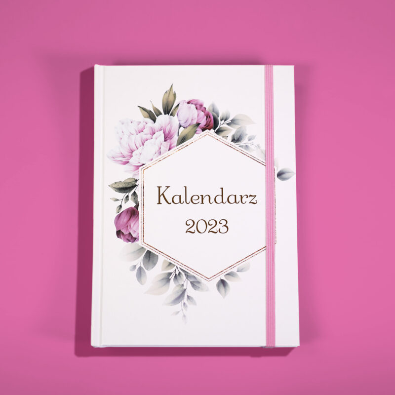 kalendarz z gumką zamykającą